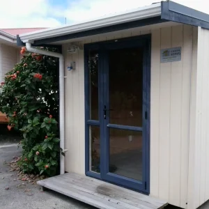 A Cabin King Cabin